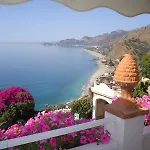 Hotel Crystal Sea