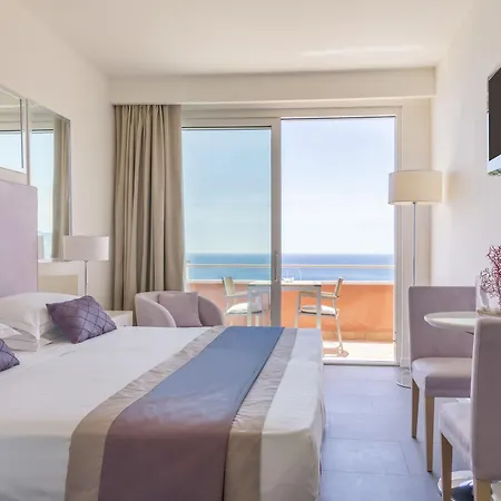 Crystal Sea Hotel 4*